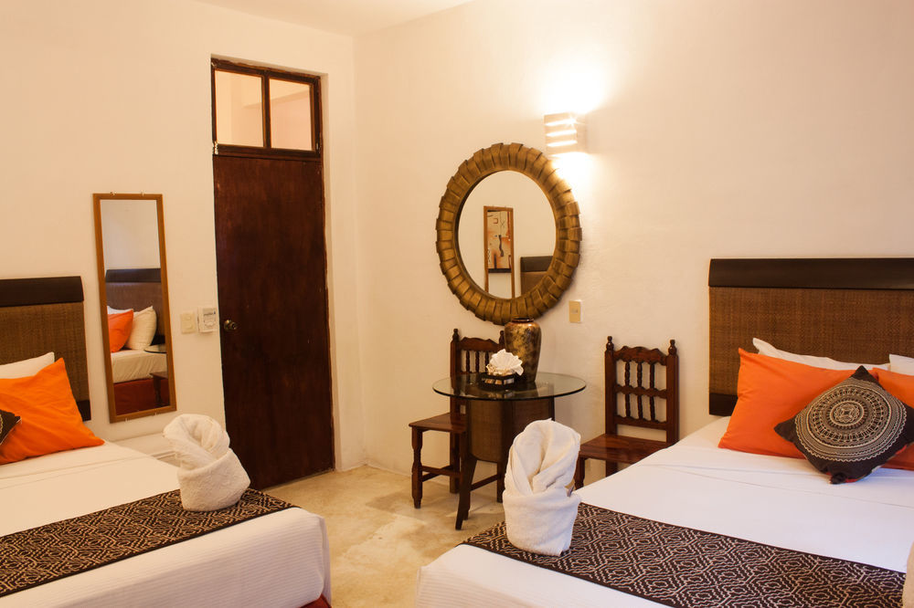 Siesta Fiesta Hotel Adults Only - 5Th Avenue Playa del Carmen Exterior photo